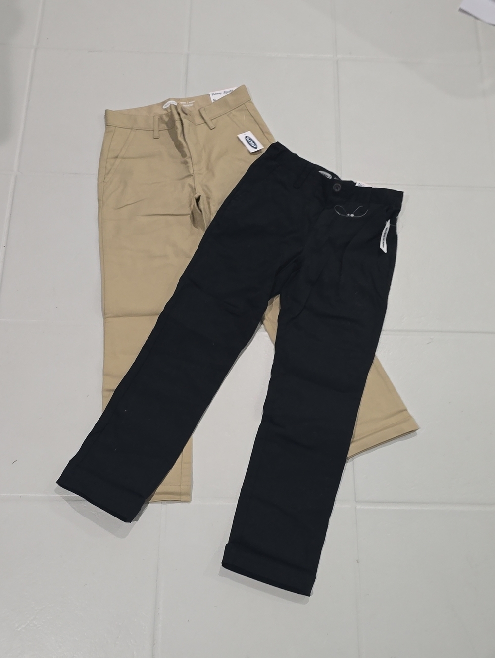 Old Navy NEW Skinny Pants Black Khaki 98% Cotton Adjustable Waist Size 8 NWT
